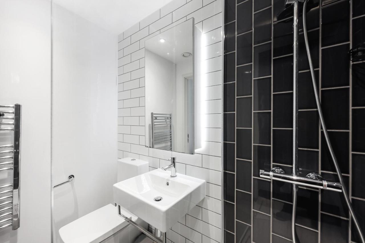 Cave Apartments Лондон Екстер'єр фото