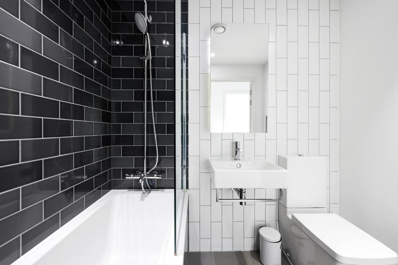 Cave Apartments Лондон Екстер'єр фото