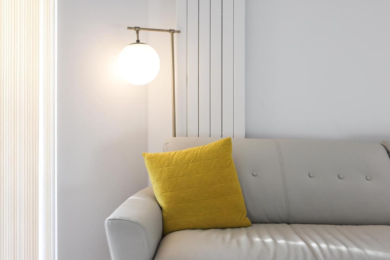 Cave Apartments Лондон Екстер'єр фото
