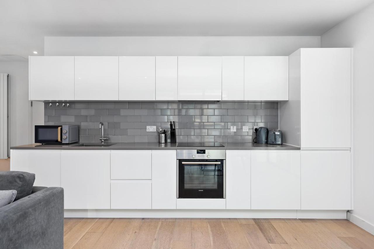 Cave Apartments Лондон Екстер'єр фото